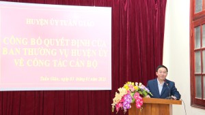 Công bố Quyết định của BTV Huyện ủy về công tác cán bộ  tại Thị trấn Tuần Giáo