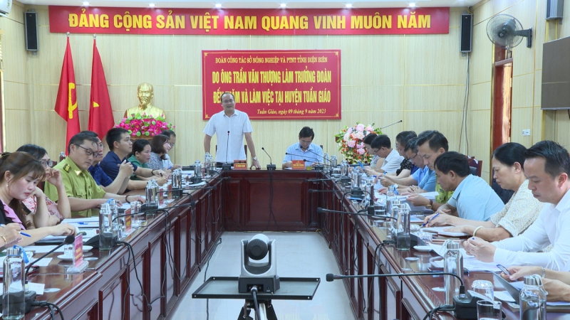 Đoàn công tác Sở Nông nghiệp và PTNT tỉnh Điện Biên thăm và làm việc tại huyện Tuần Giáo