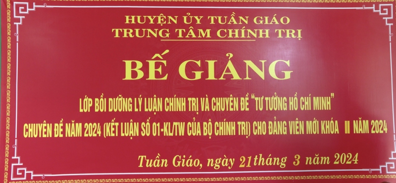 Bế giảng lớp bồi dưỡng LLCT và chuyên đề “Tư tưởng Hồ Chí Minh” chuyên đề năm 2024 (Kết luận số 01-KL/TW của Bộ chính trị) cho đảng viên mới khóa II năm 2024