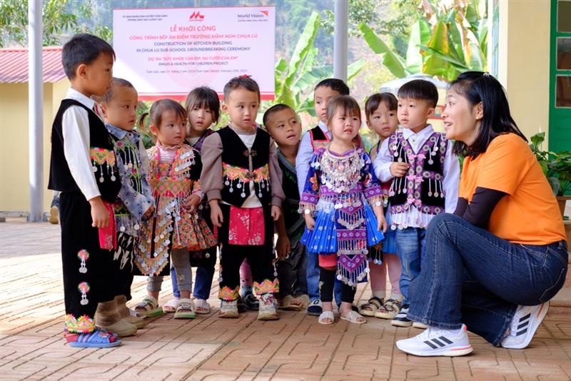 Tổ chức Tầm nhìn Thế giới (World Vision) triển khai dự án "Sức khoẻ của em, Nụ cười của em