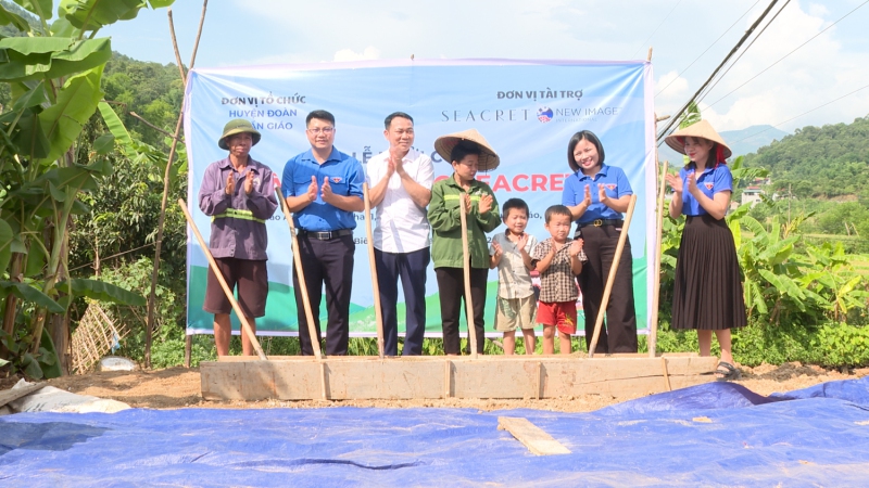 Lễ khởi công Ngôi nhà hạnh phúc Seacret cho học sinh nghèo tại xã Chiềng Sinh huyện Tuần Giáo