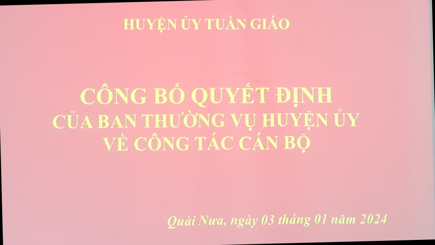 Lễ công bố quyết định của BTV Huyện ủy Tuần Giáo về công tác cán bộ