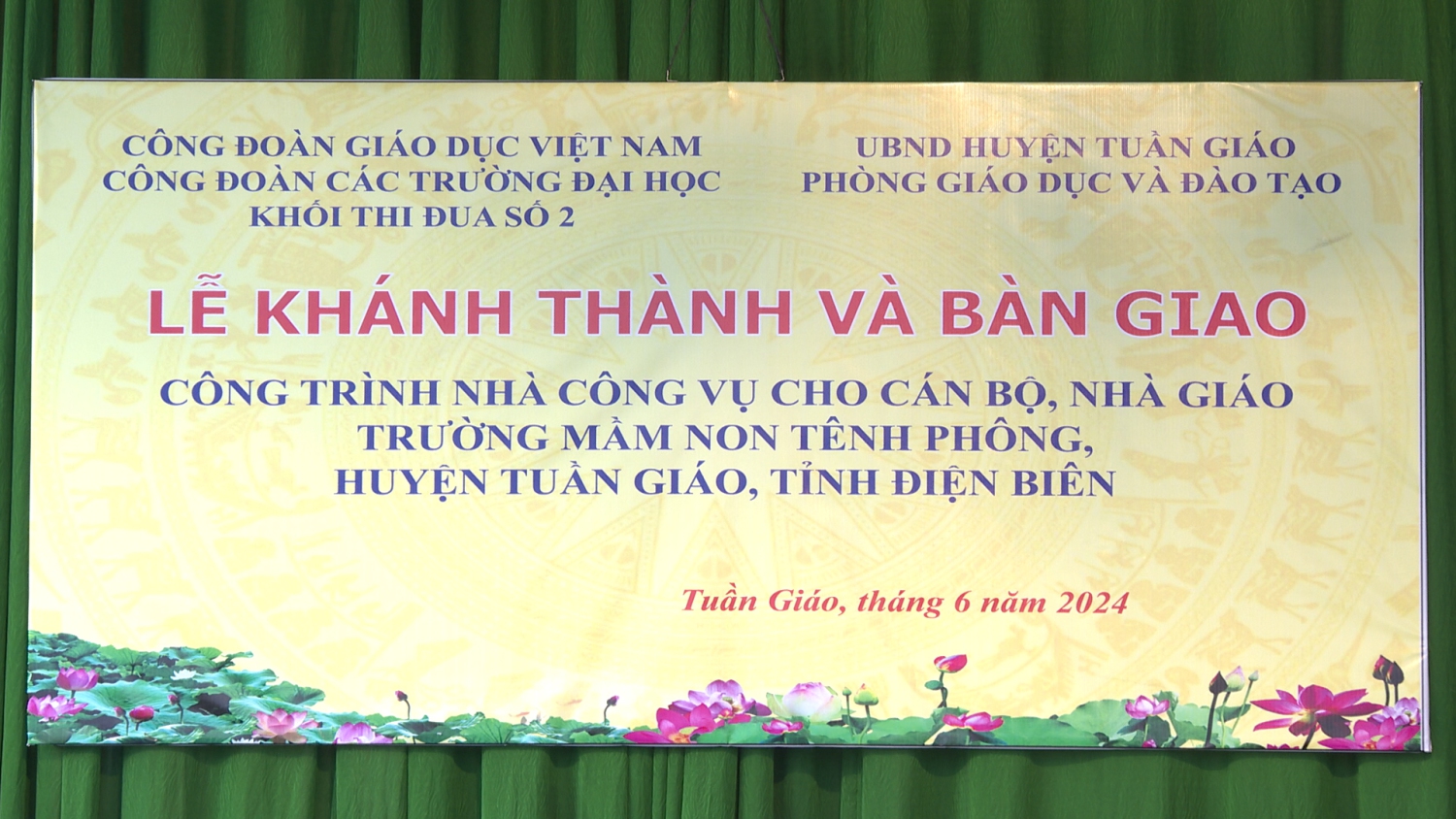 Khánh thành công trình nhà công vụ giáo viên chào mừng kỷ niệm 70 năm chiến thắng lịch sử Điện Biên Phủ