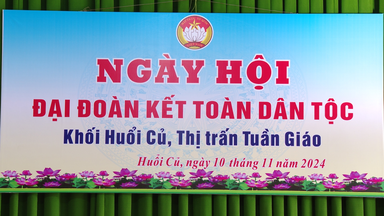 Ngày hội Đại đoàn kết toàn dân tộc tại khu dân cư khối Huổi Củ