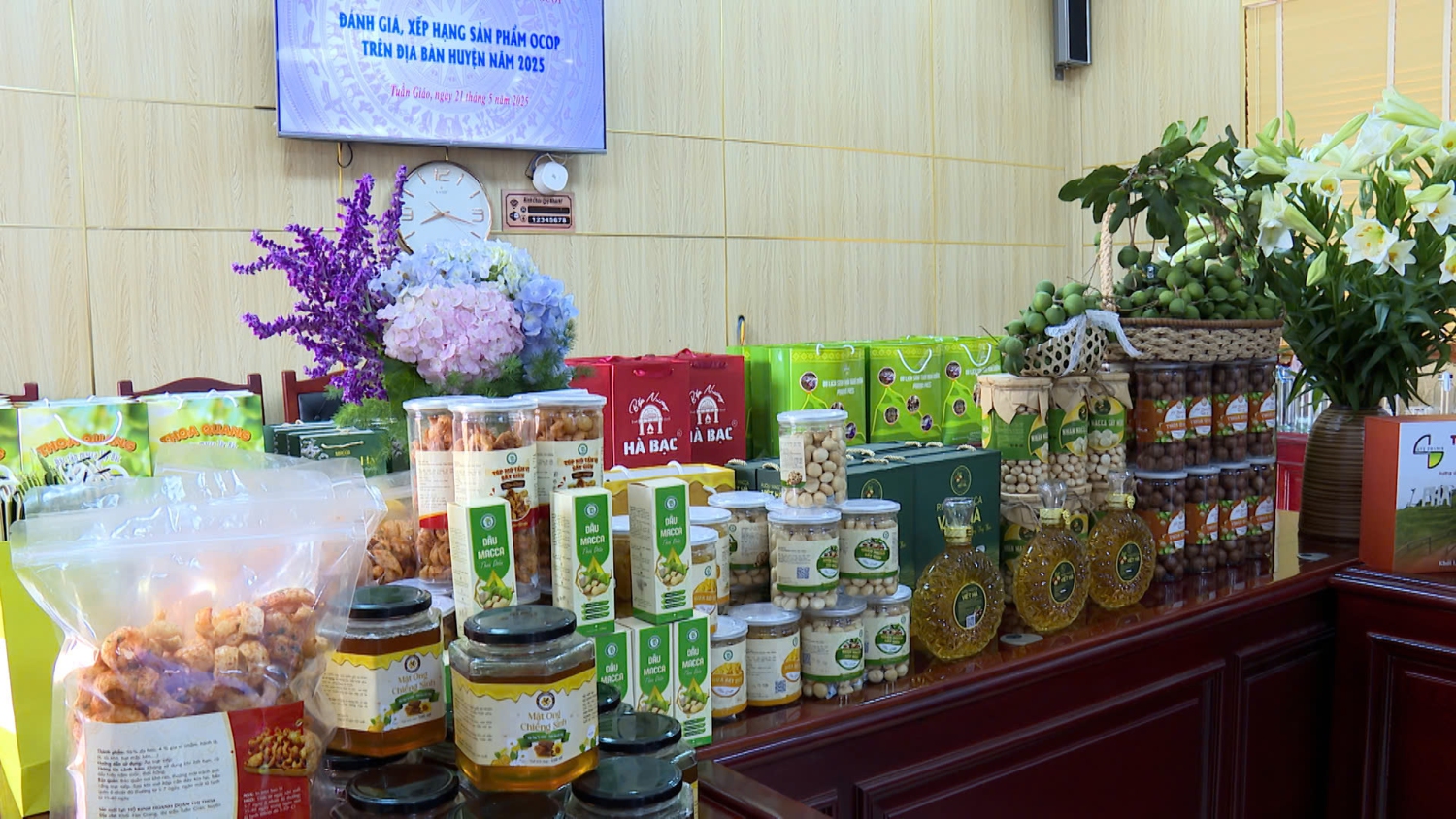 CÁC SẢN PHẨM THAM GIA ĐÁNH GIÁ BÌNH XÉT