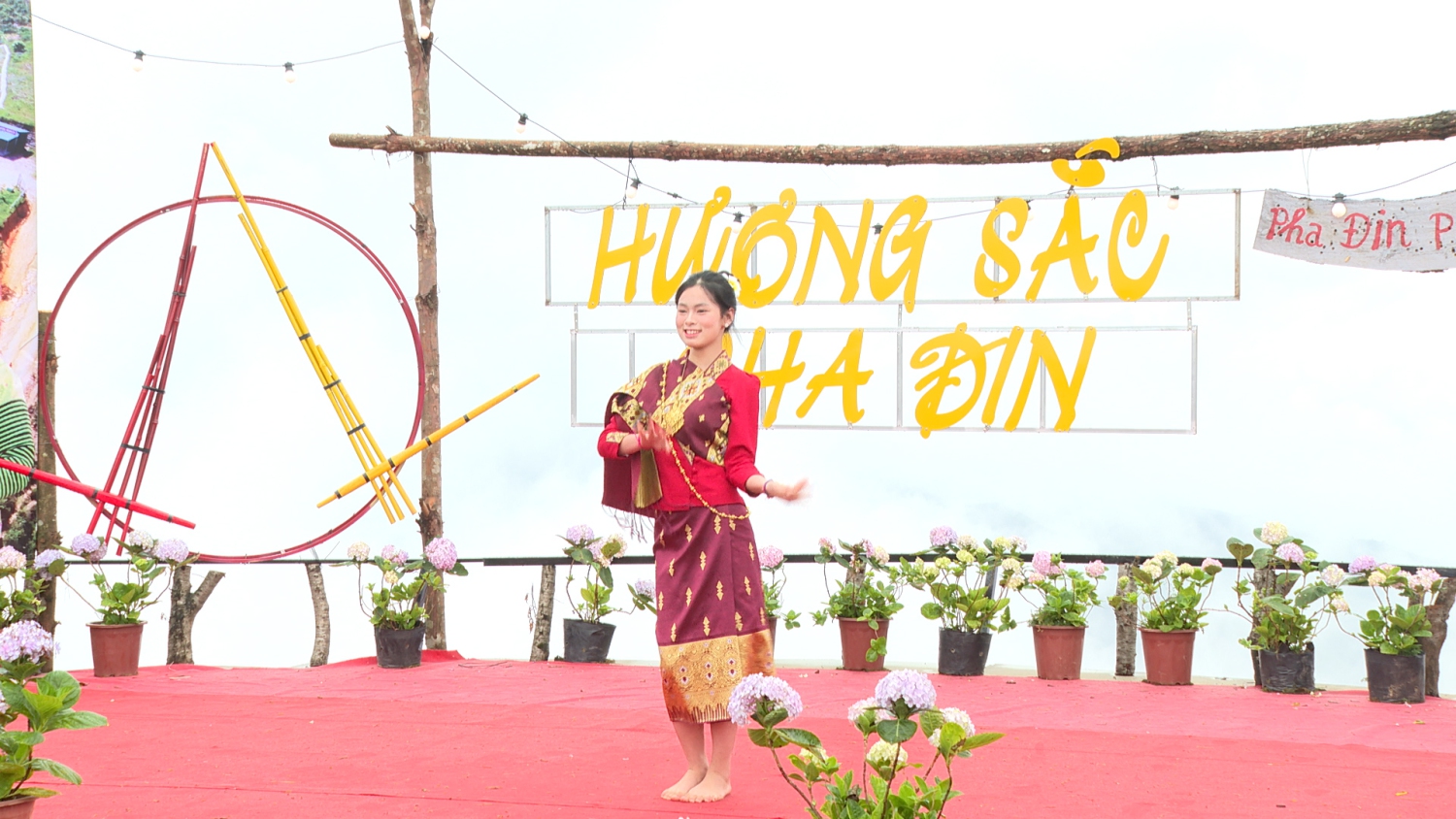 Các thí sinh thi phần thi năng khiếu 3