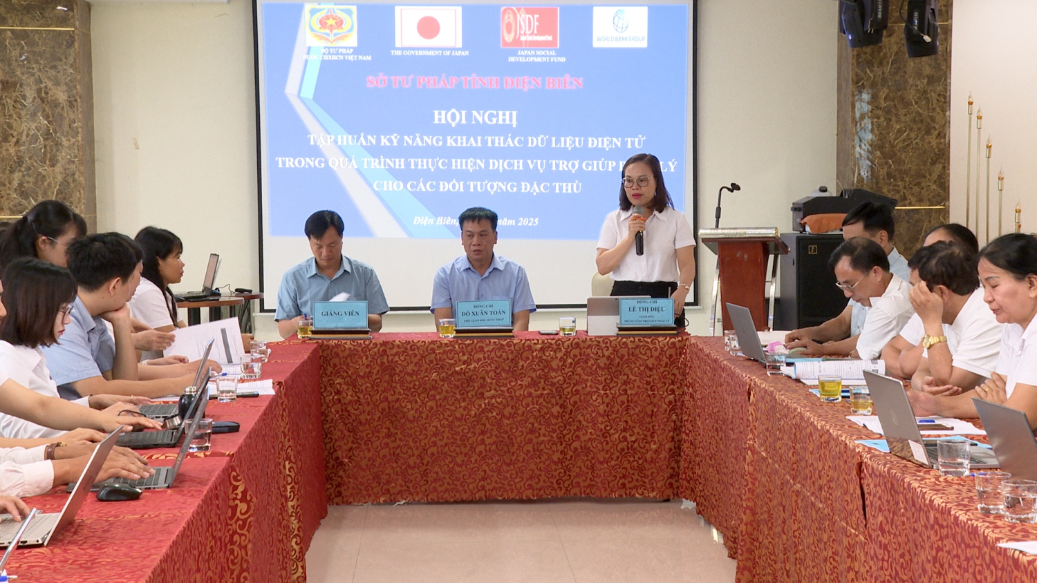 Hội nghị tập huấn