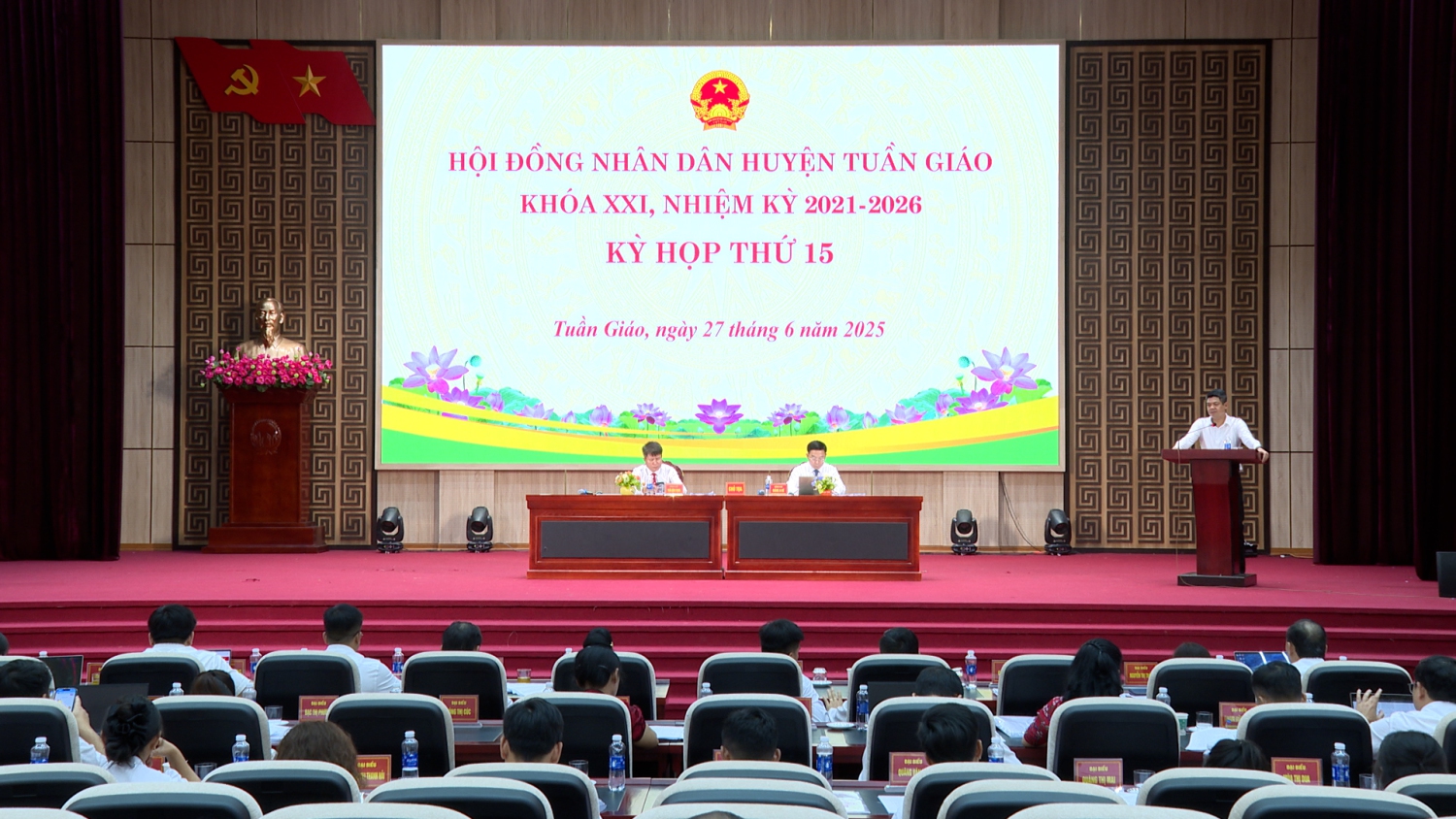 TOÀN CẢNH KỲ HỌP
